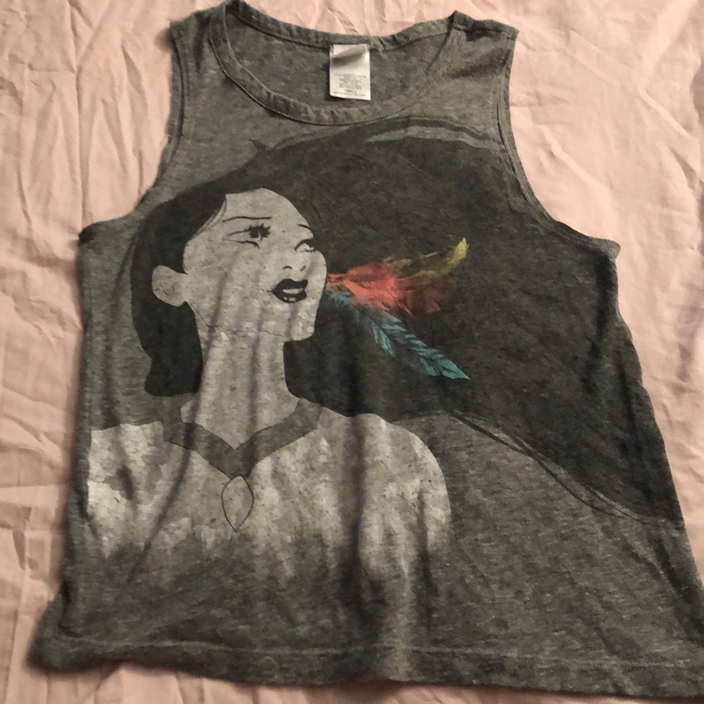 DISNEY TANK TOP POCAHONTAS SMALL / USED